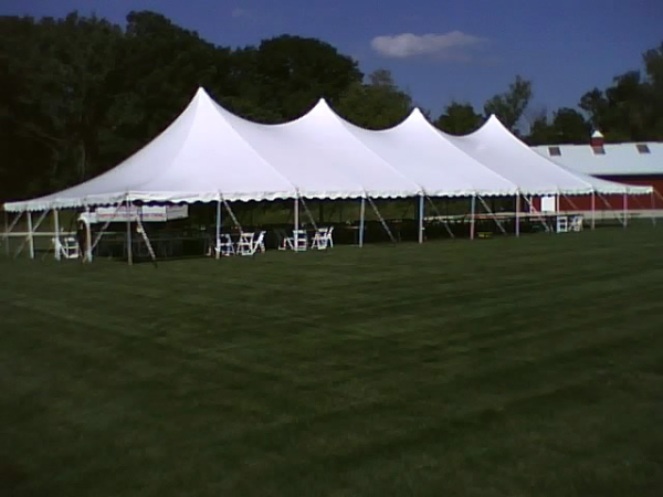 Century tent for rent in Milwaukee and Madison Wisconsin