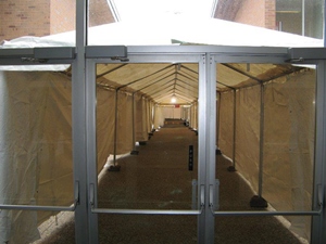 Winter tent rentals for large event in Wisconsin