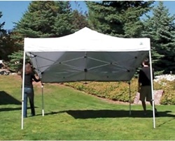 Pop-up tent rental Milwaukee.