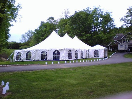 Wedding tent rental in Pewaukee, Wisconsin